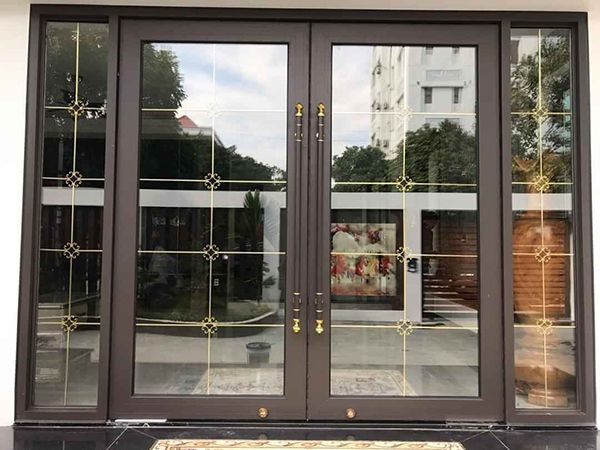 Ứng dụng AI trong sản xuất cửa nhôm kính